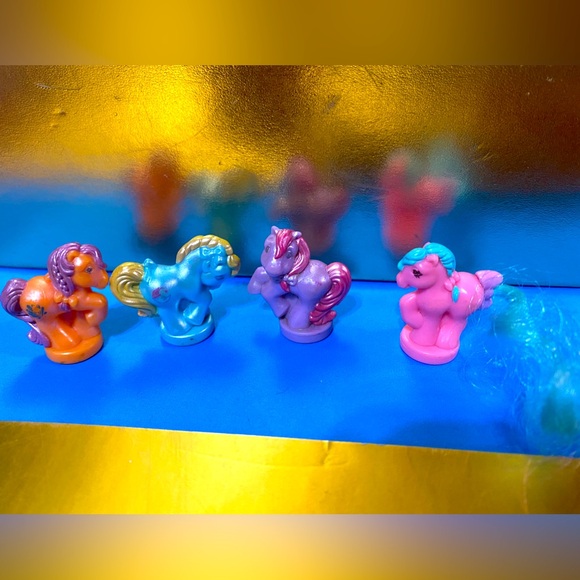 MY LITTLE PONY G1 80’s PETITE PONIES PRETTY N PEARLY PONIES & A PONY TAILS PONY - Picture 4 of 15
